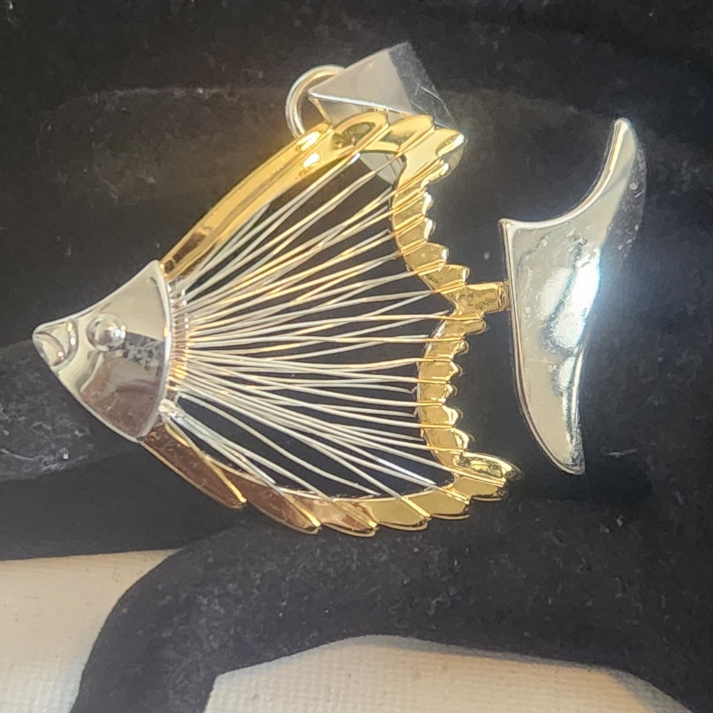 Best Angel Fish Pendant Two Tone Silver Gold Nautical Tropical Sea Life Jewelry - Picture 2 of 9